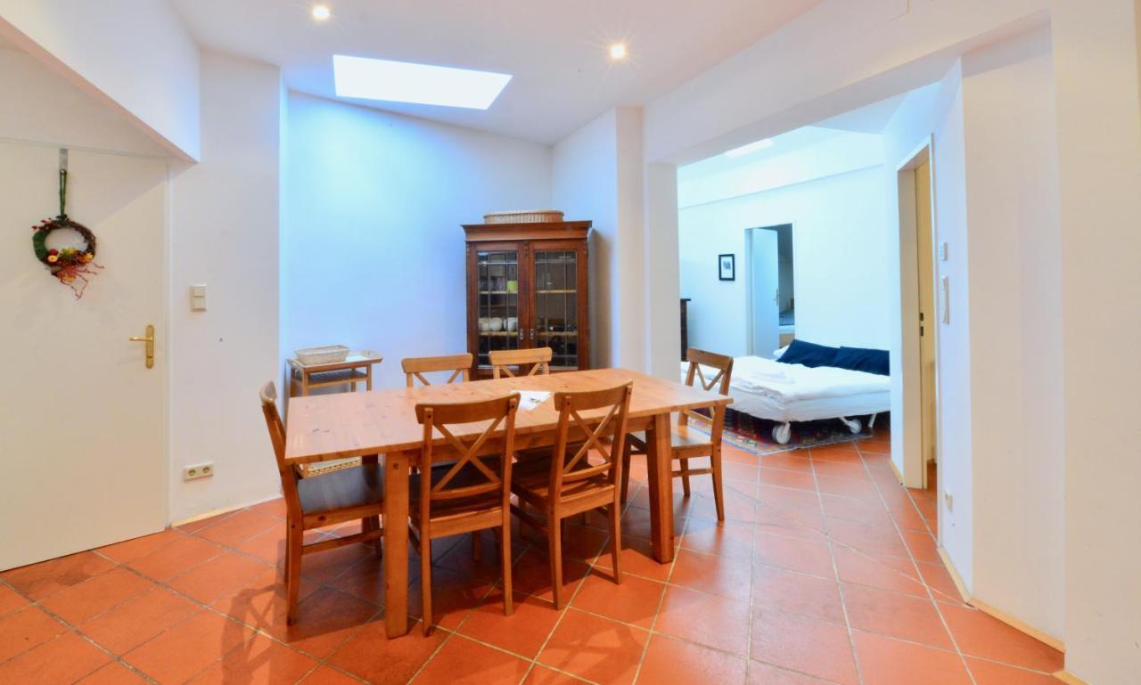 Apartment Spacious Flat With Panoramic View Wien