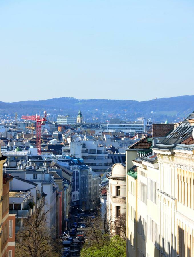 Spacious Flat With Panoramic View Apartment Wien